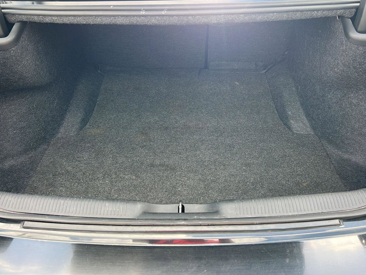 Used 2019 Dodge Charger SXT w/ Leather Interior Group image 36