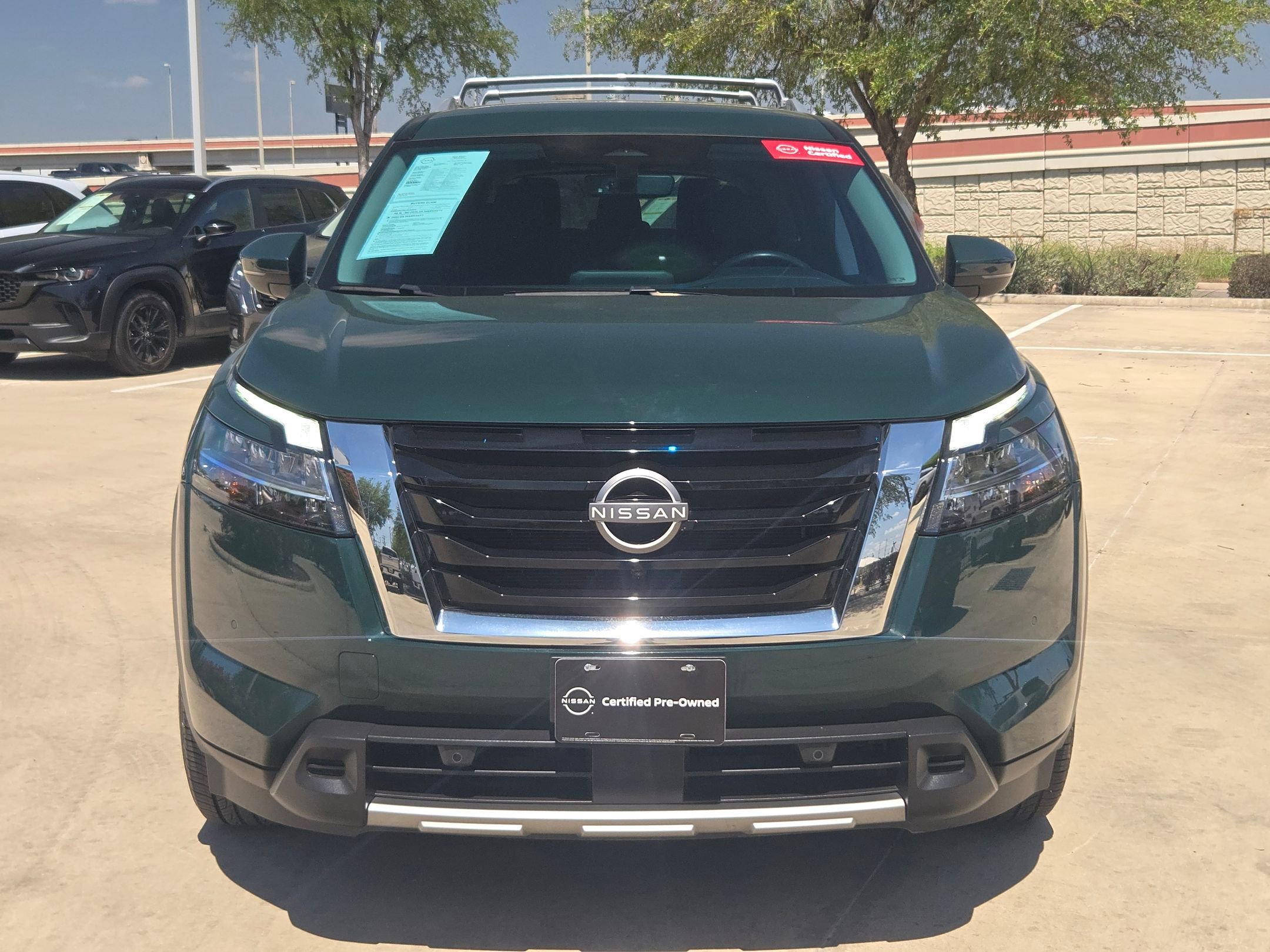 Certified 2024 Nissan Pathfinder SL FWD image 14