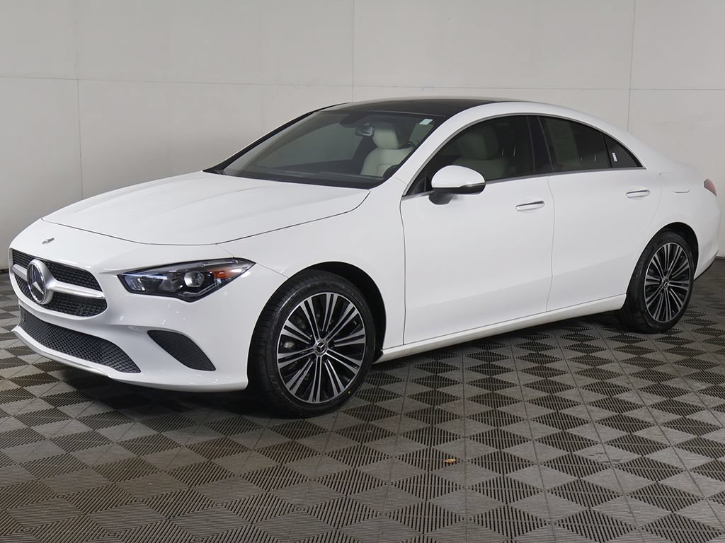 Used 2023 Mercedes-Benz CLA 250 4MATIC w/ Premium Package image 6