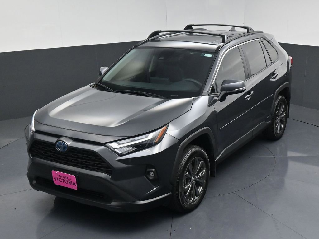Used 2024 Toyota RAV4 XLE Premium image 16