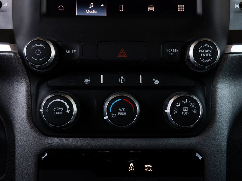 Used 2023 RAM 1500 Big Horn AWD/4WD image 21