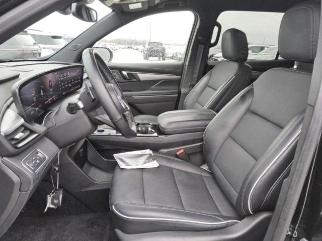 Used 2025 Buick Enclave Preferred image 7