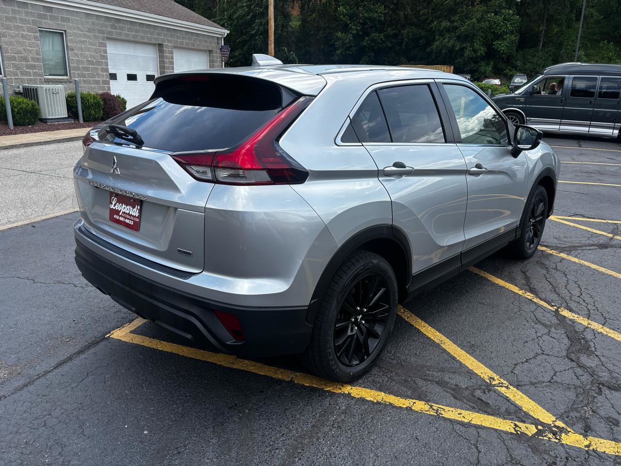 Used 2023 Mitsubishi Eclipse Cross LE AWD/4WD image 7
