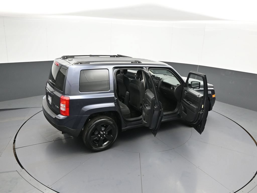 Used 2015 Jeep Patriot Sport w/ Power Value Group FWD image 44