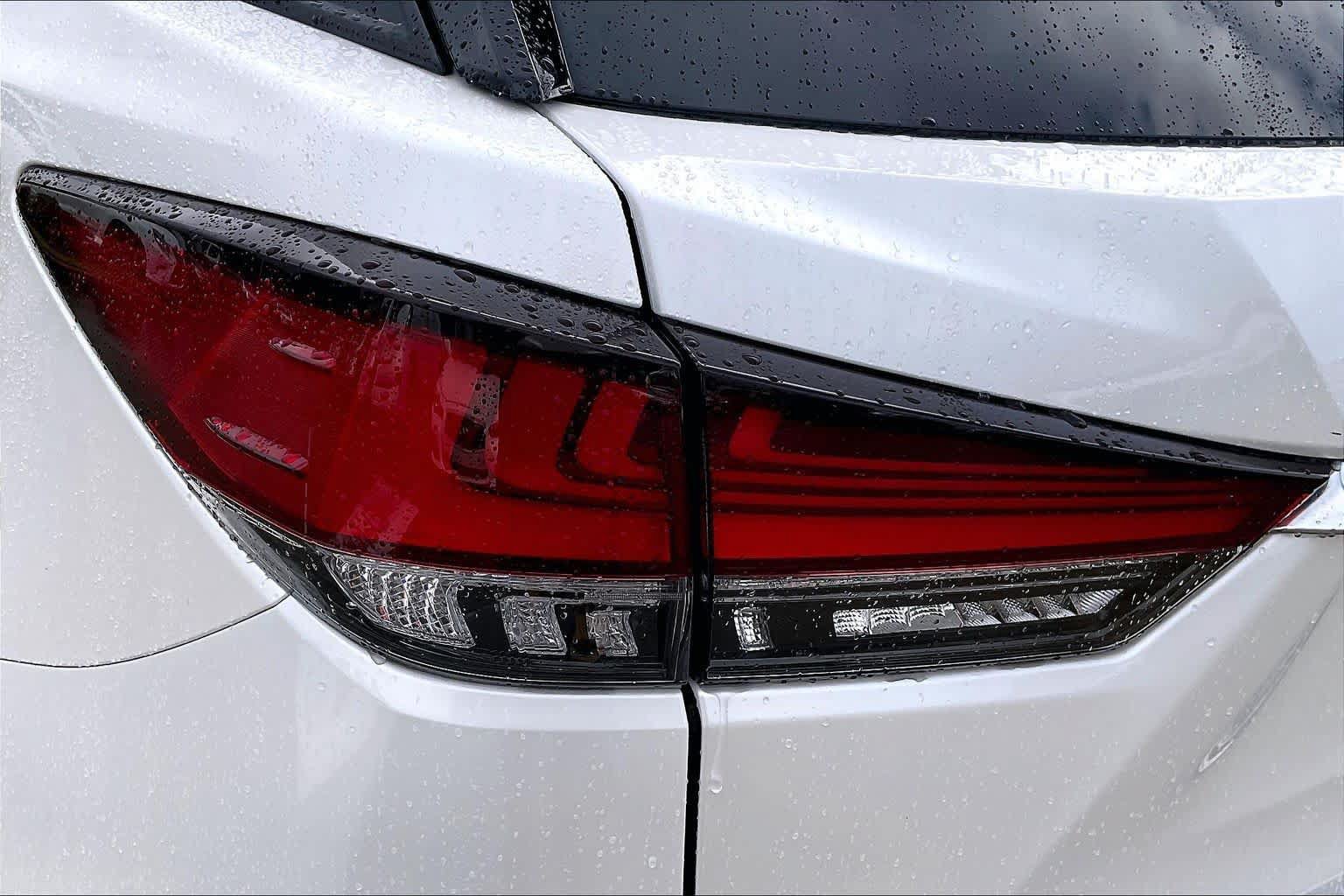 Used 2022 Lexus RX 350L Luxury w/ Accessory Package (Z1) FWD image 25