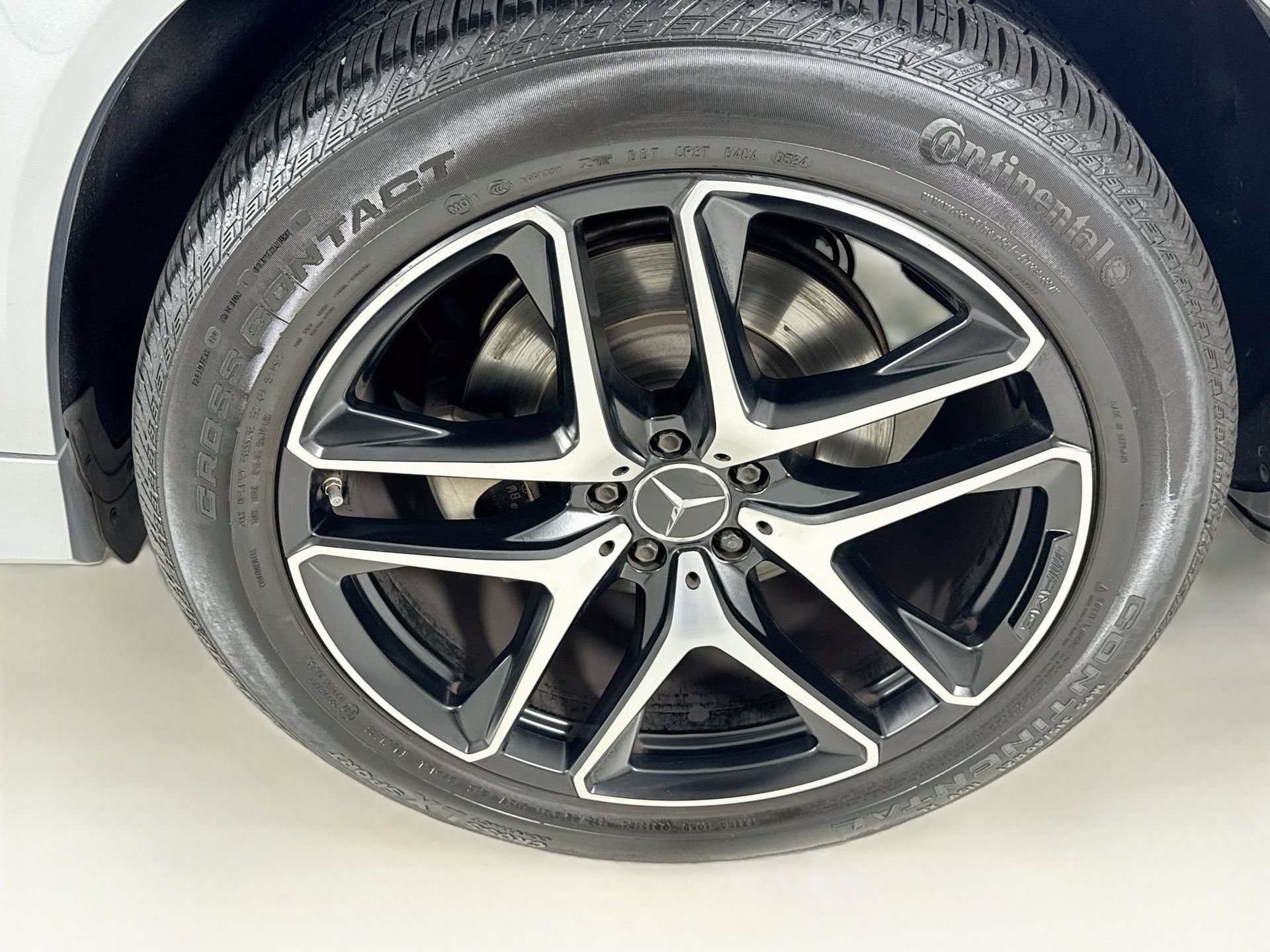 Used 2024 Mercedes-Benz GLE 53 AMG 4MATIC Coupe image 34