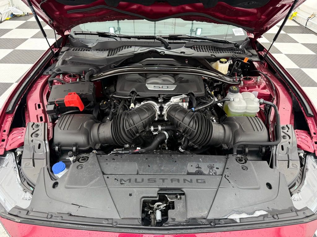 New 2025 Ford Mustang Dark Horse image 9