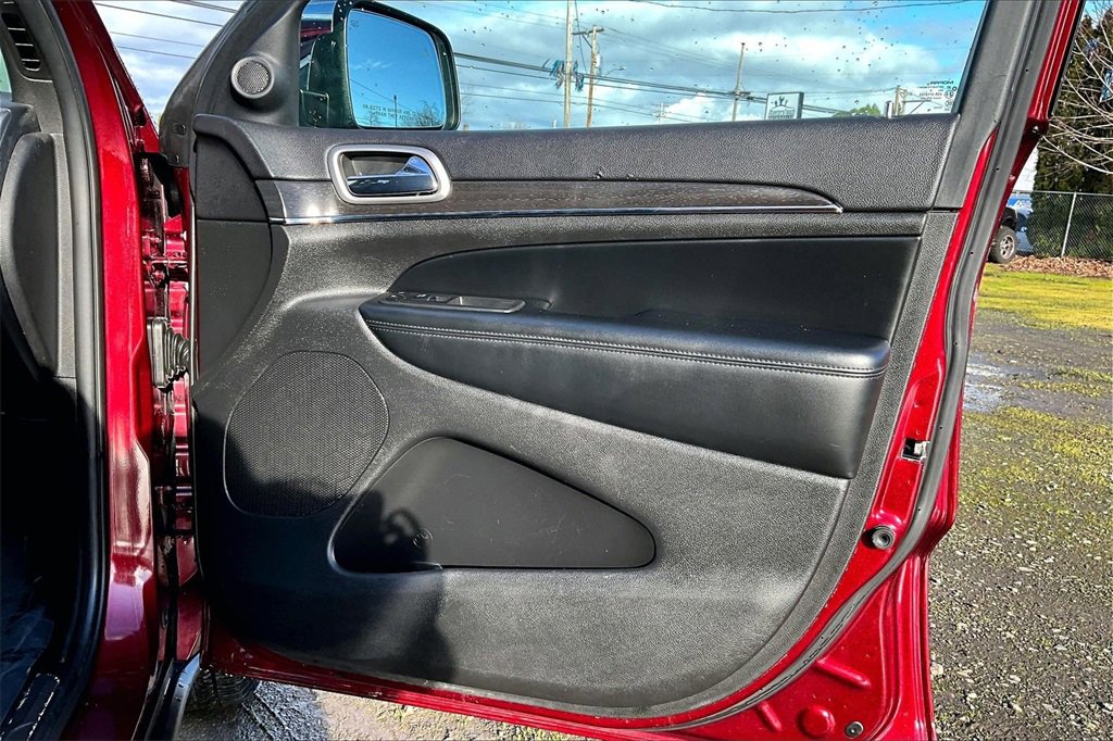 Used 2018 Jeep Grand Cherokee Limited w/ Trailer Tow Group IV image 21