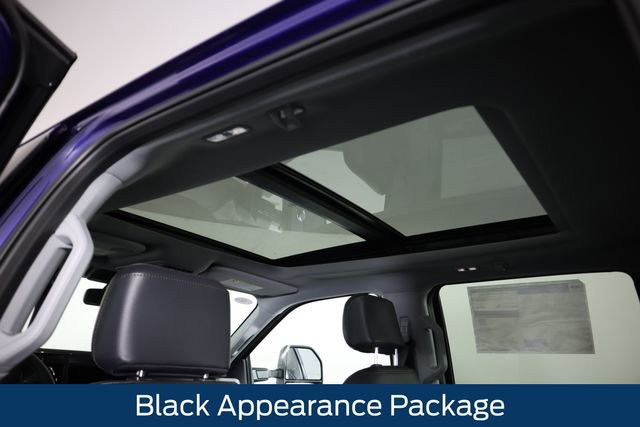 New 2026 Ford F350 Lariat w/ Black Appearance Package image 8