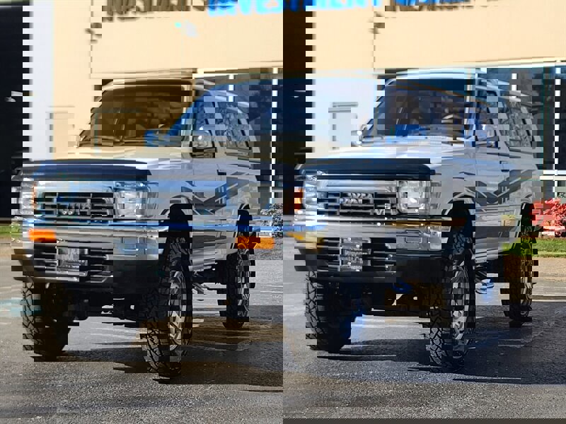 Used 1990 Toyota Pickup SR5