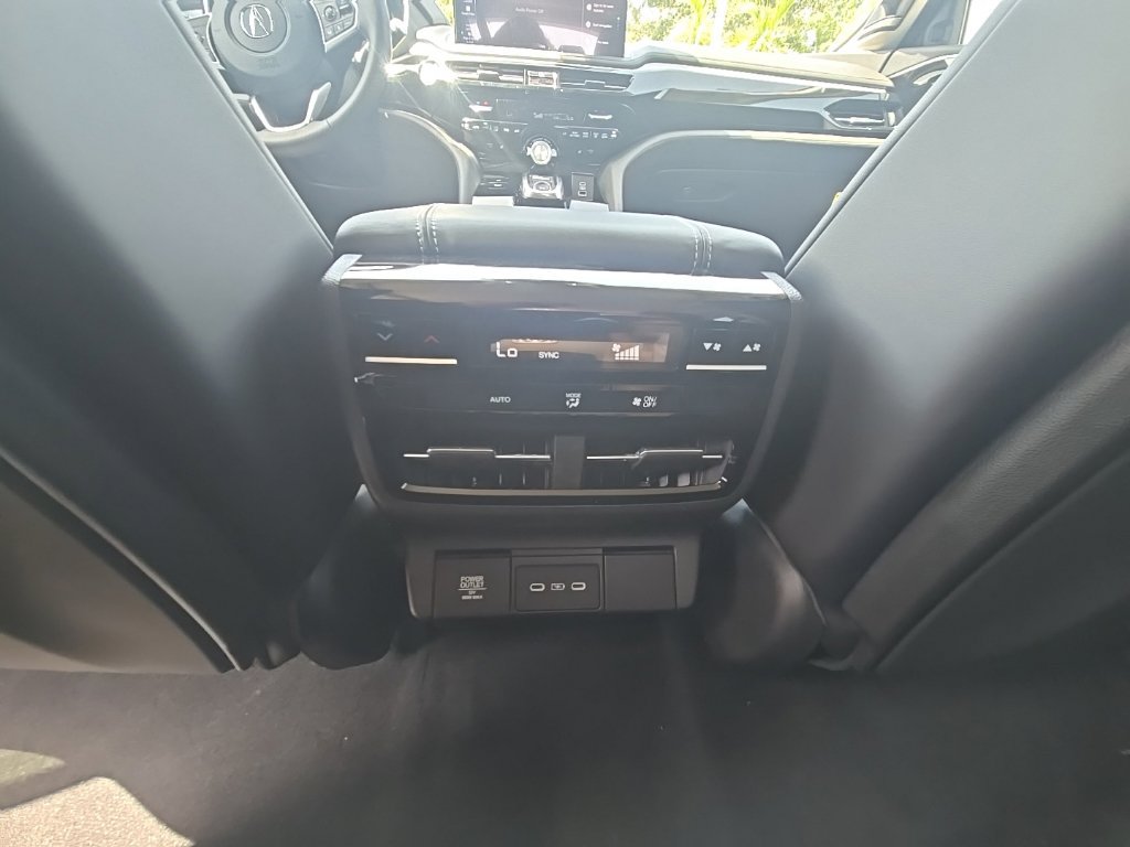 New 2026 Acura MDX w/ Technology Package FWD image 33
