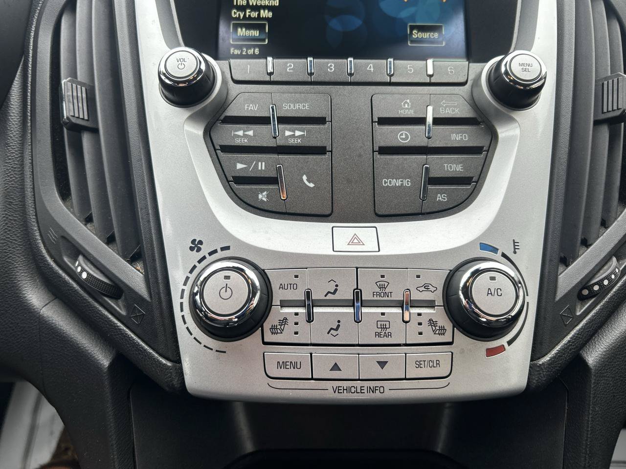 Used 2017 Chevrolet Equinox LT w/ Convenience Package FWD image 24