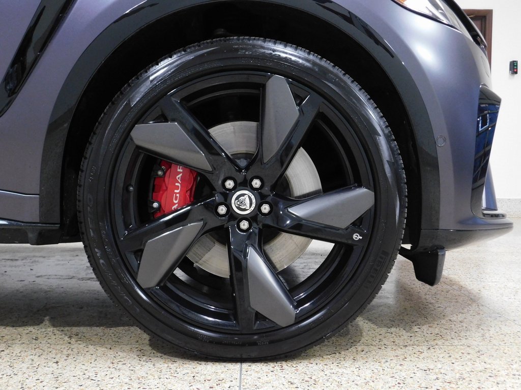 Used 2024 Jaguar F-PACE SVR image 99