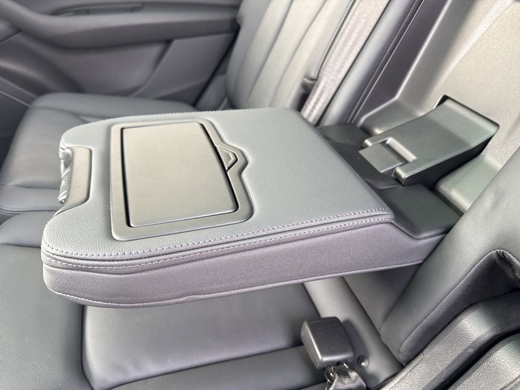 Used 2023 Audi Q7 3.0T Premium image 18