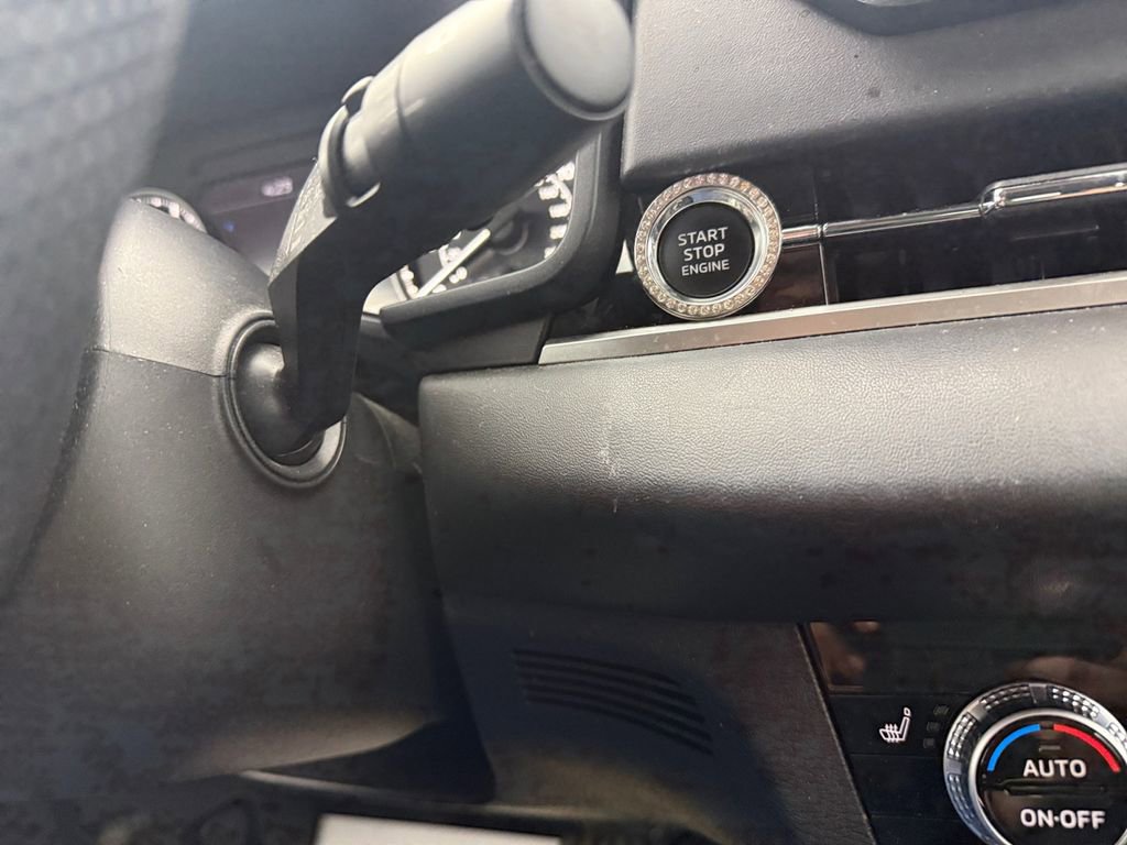 Used 2023 Mitsubishi Outlander SE AWD/4WD image 30