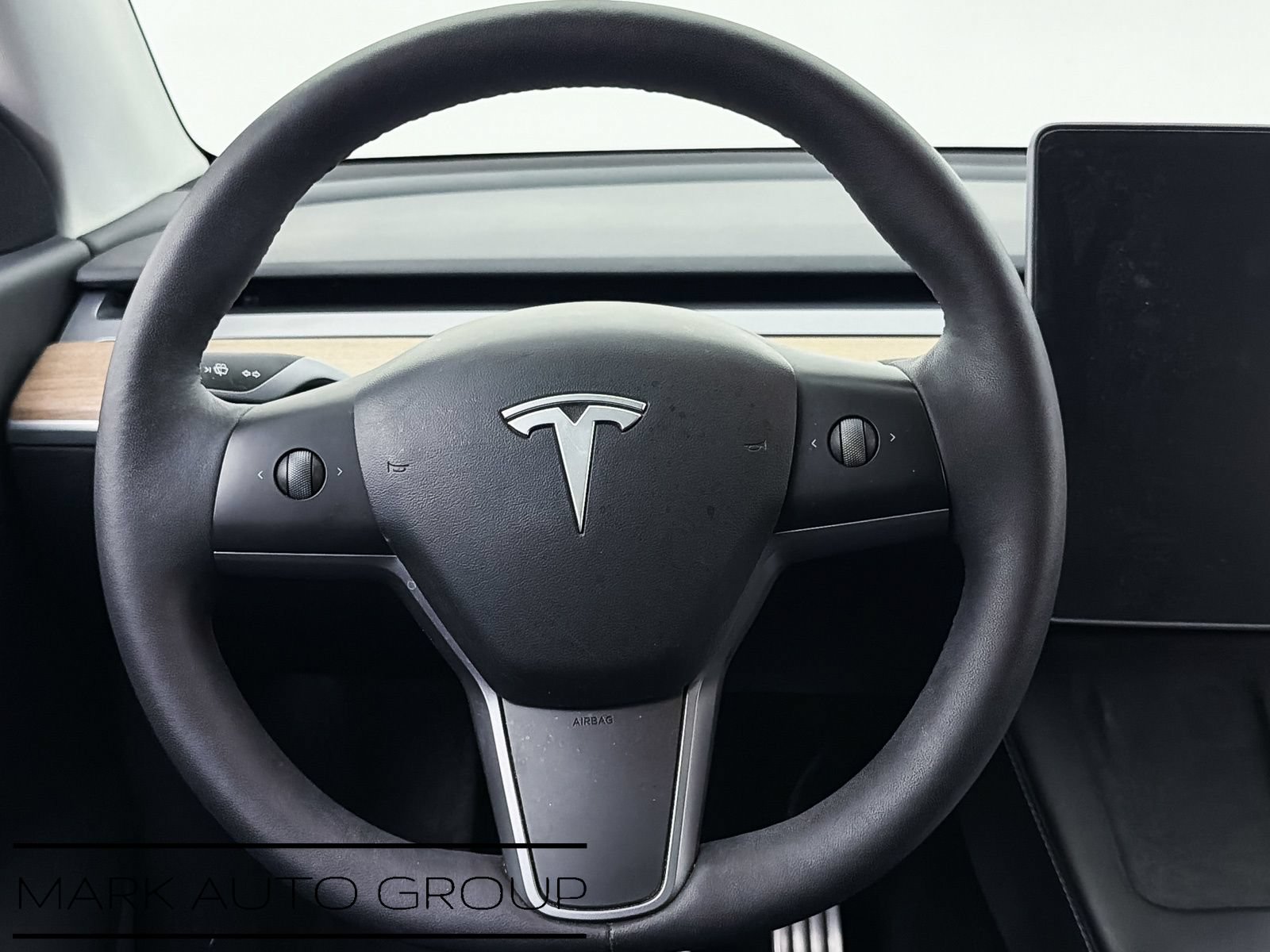 Used 2022 Tesla Model Y Performance AWD/4WD image 3