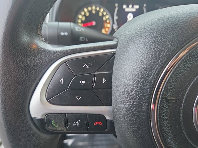 Used 2018 Jeep Renegade Latitude image 21