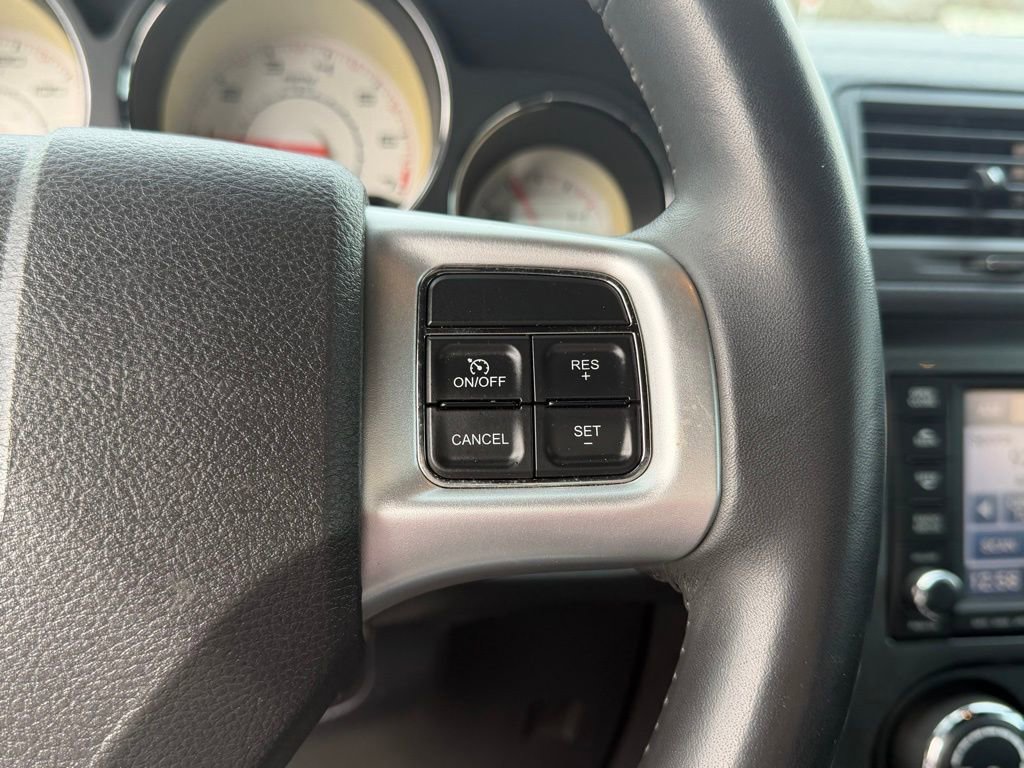 Used 2013 Dodge Challenger SXT Plus image 19