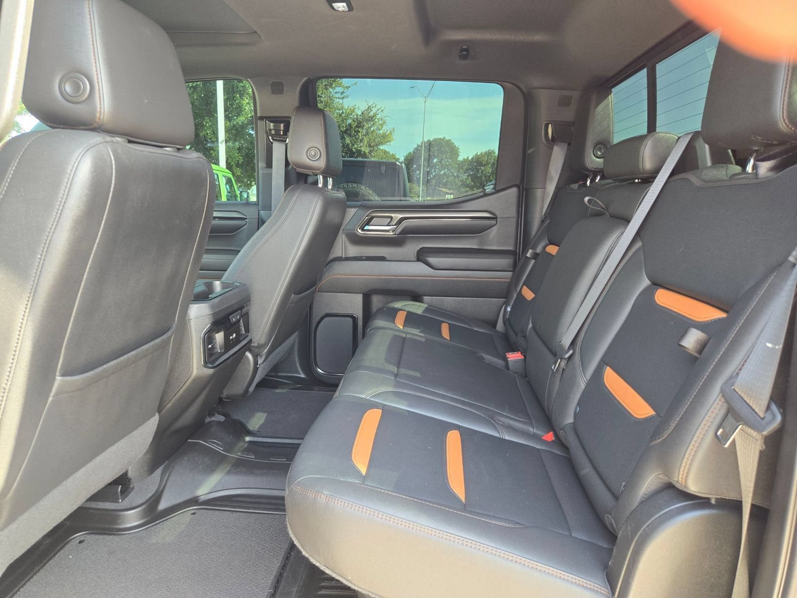 Used 2022 GMC Sierra 1500 AT4 w/ AT4 Preferred Package AWD/4WD image 13