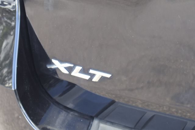 Used 2021 Ford Explorer XLT w/ Equipment Group 202A RWD image 7