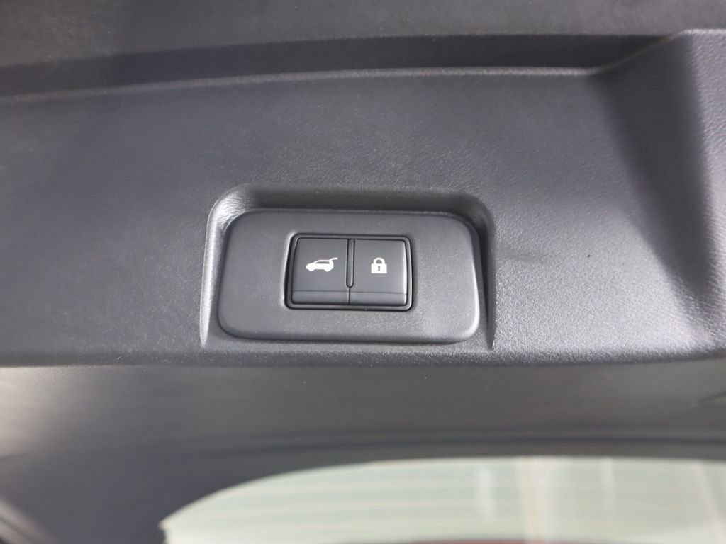 New 2026 Nissan Rogue SV w/ Cold Weather Package AWD/4WD image 24