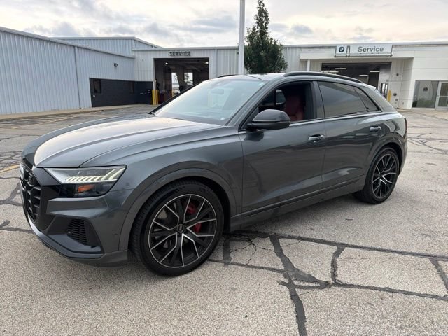 Used 2022 Audi SQ8 Prestige AWD/4WD image 2