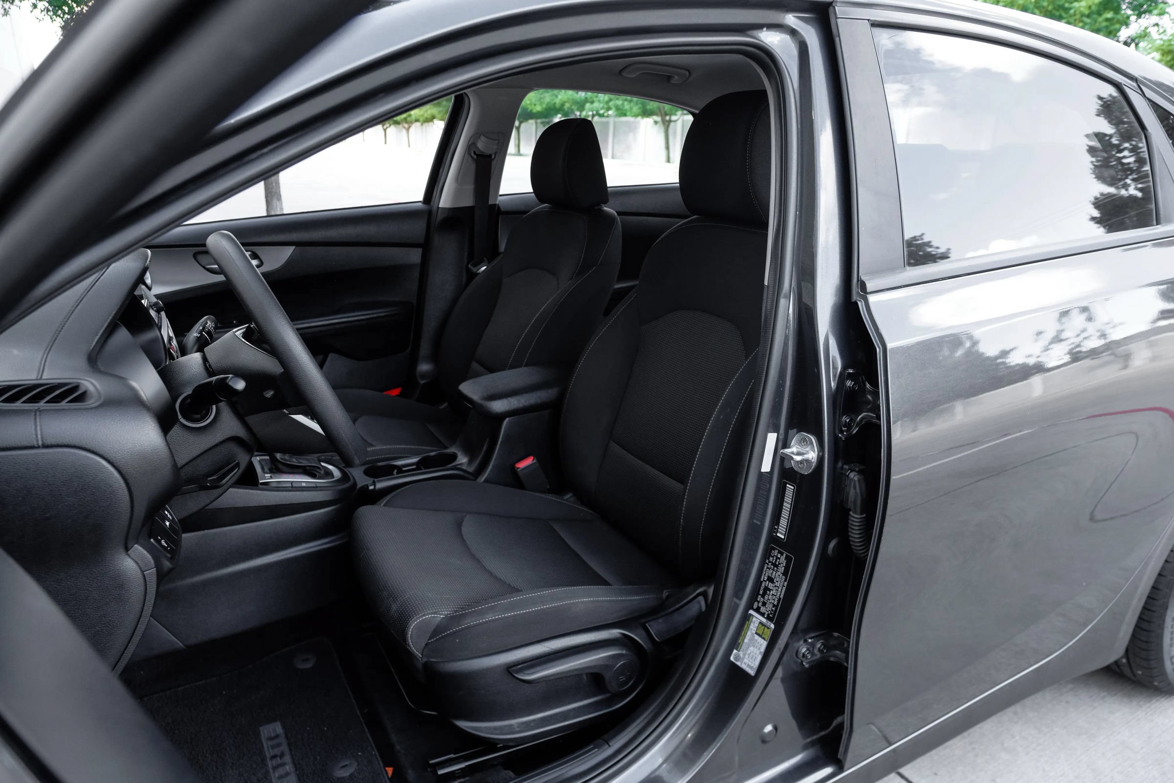 Used 2019 Kia Forte LXS FWD image 33