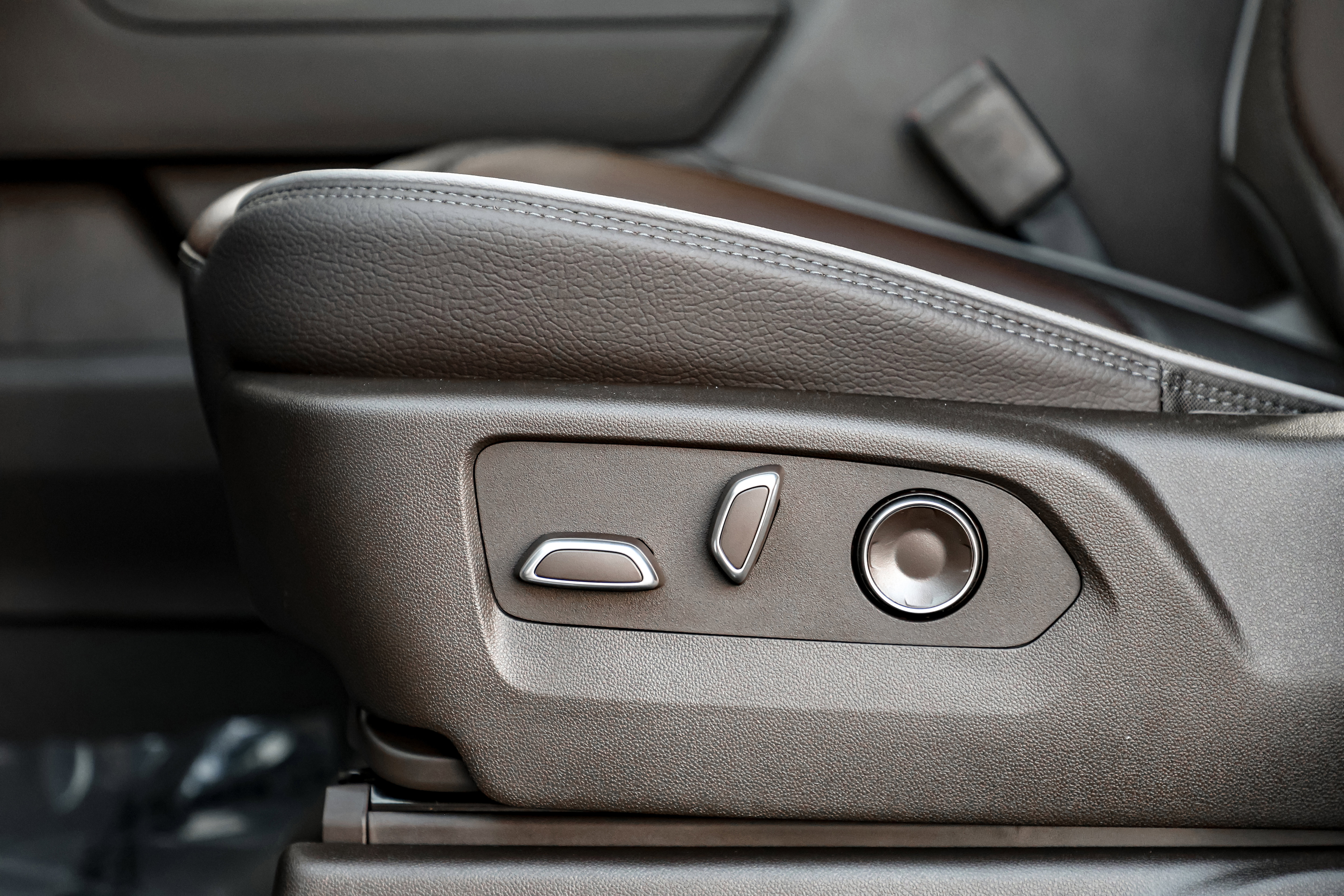 New 2026 GMC Sierra 1500 Denali w/ Denali Reserve Package image 18