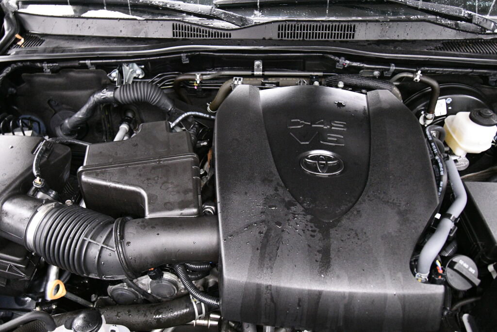 Certified 2023 Toyota Tacoma TRD Sport image 32