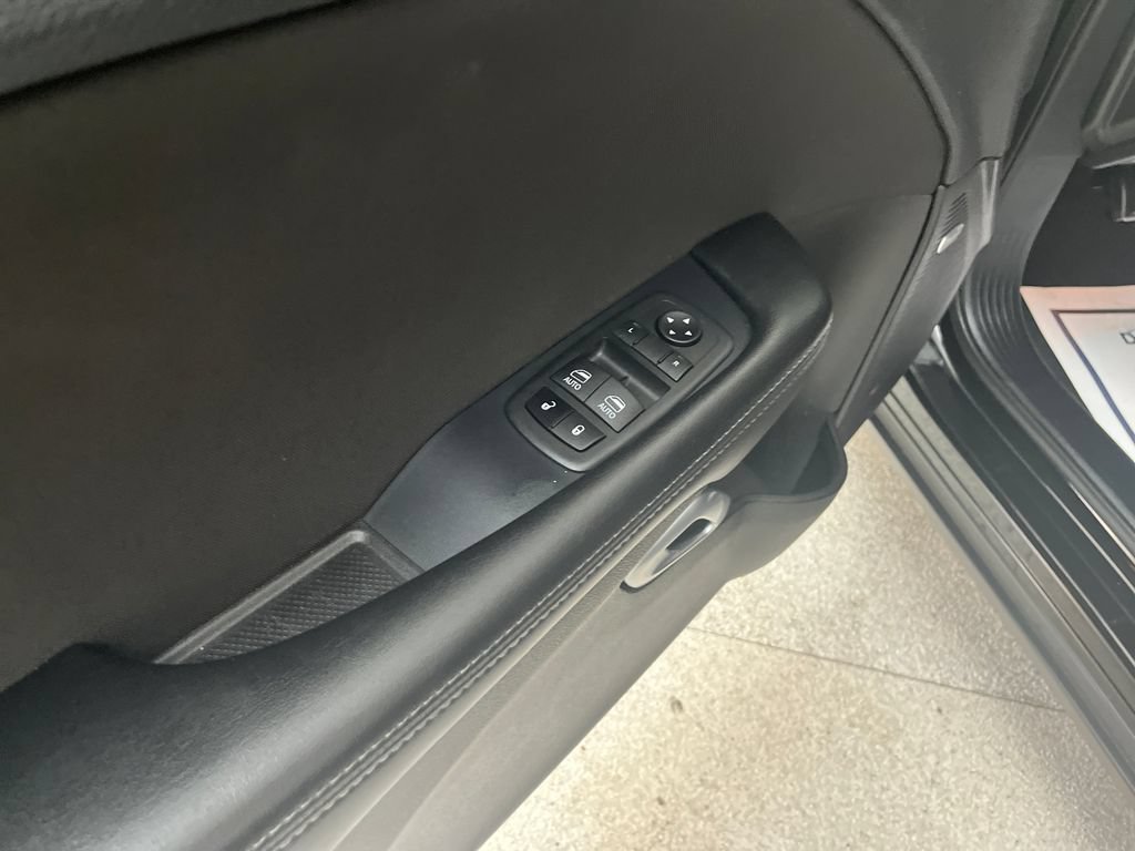 Used 2023 Dodge Challenger R/T Scat Pack RWD image 10