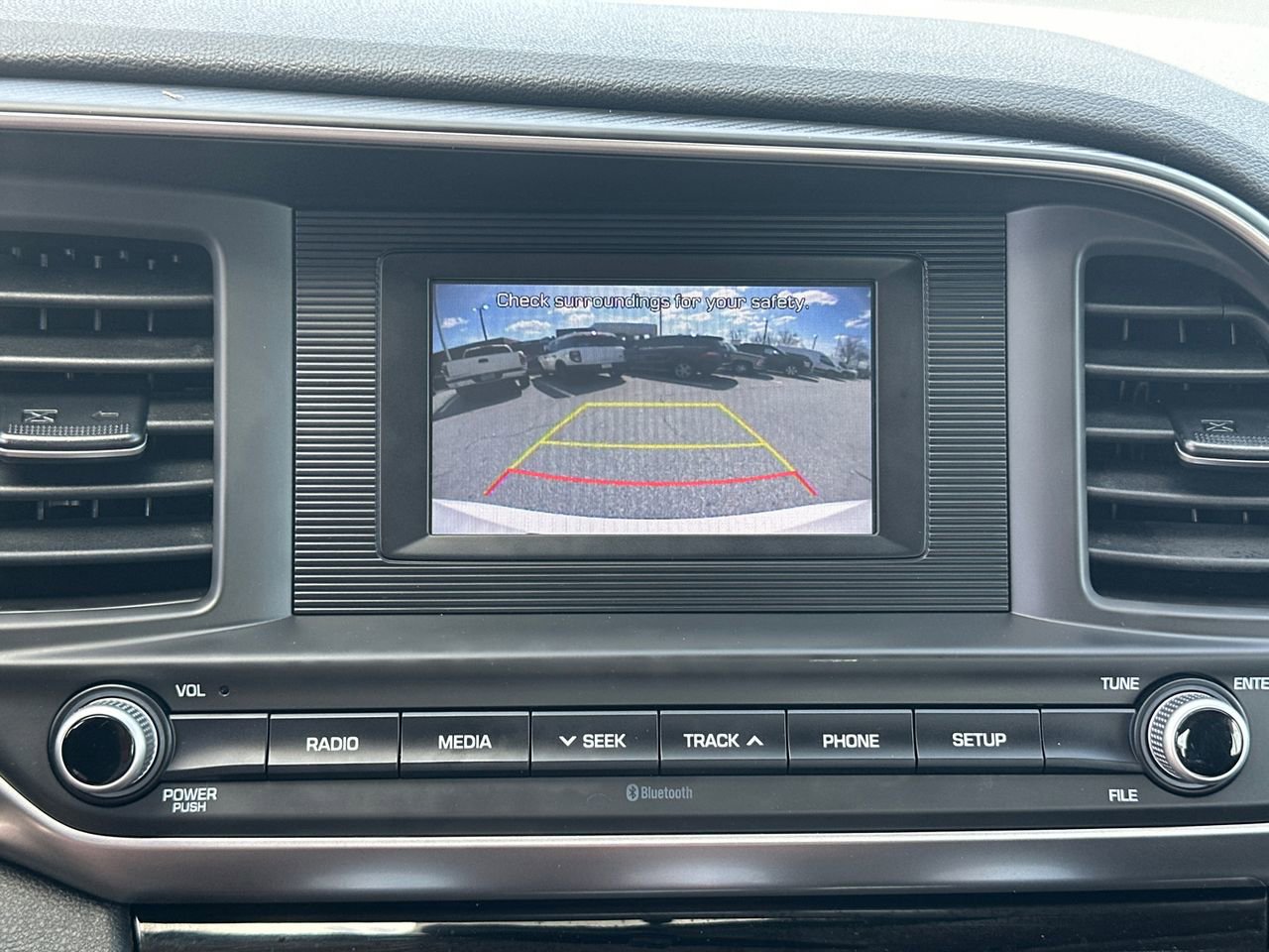 Used 2019 Hyundai Elantra SE w/ Cargo Package image 28