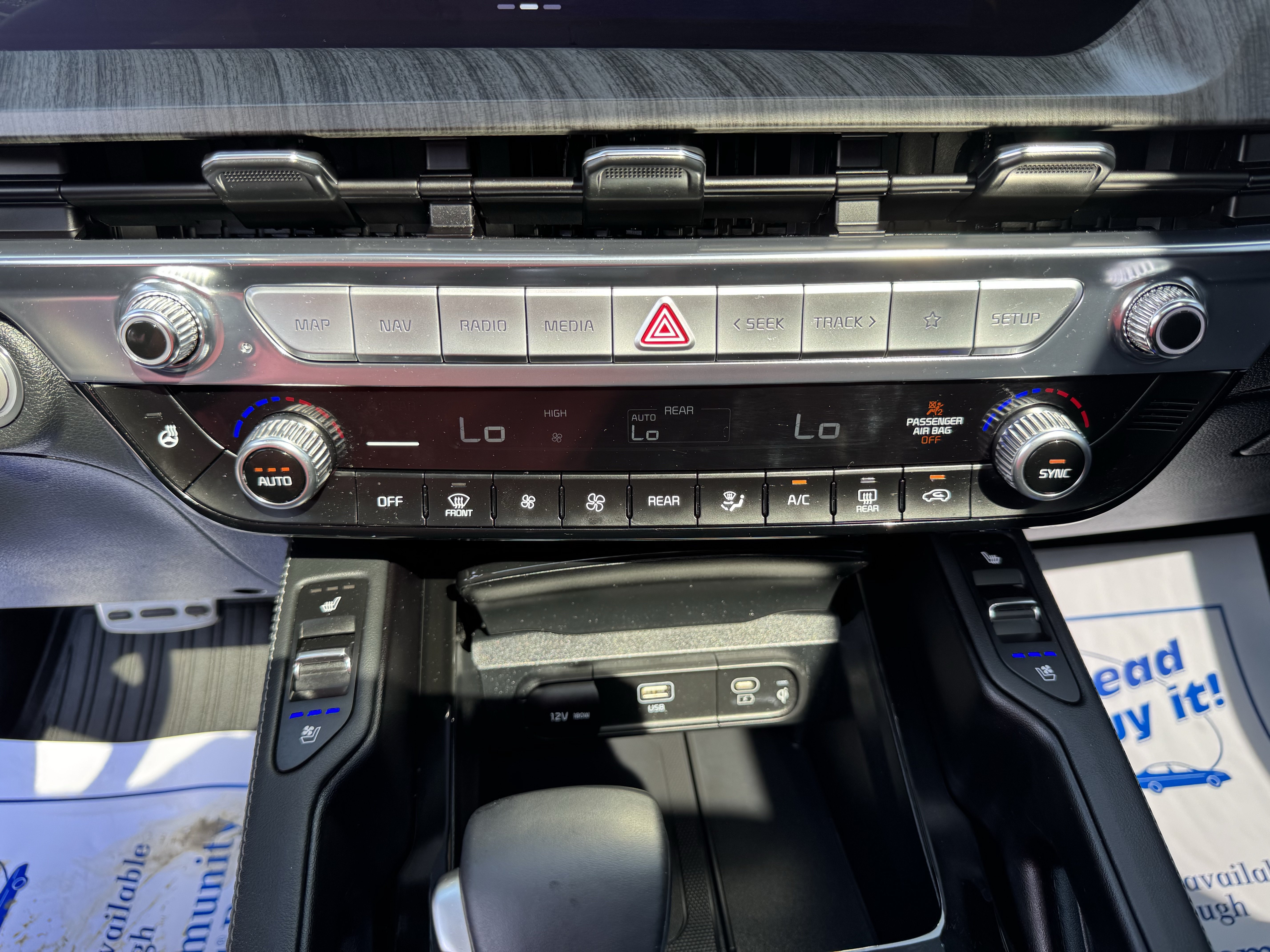 Used 2025 Kia Telluride SX Prestige AWD/4WD image 18