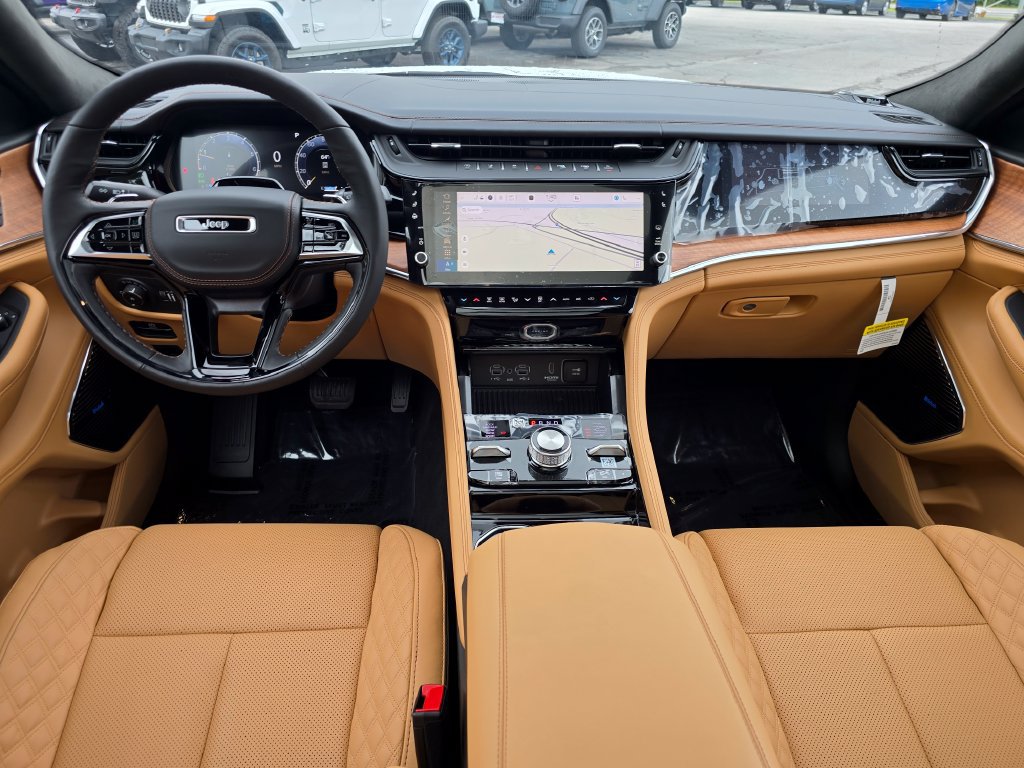 New 2027 Jeep Grand Cherokee Summit AWD/4WD image 5