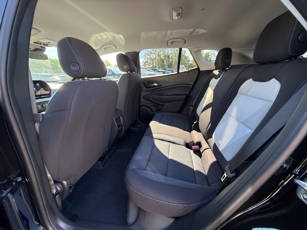 New 2026 Chevrolet Trax LS w/ LS Convenience Package FWD image 22