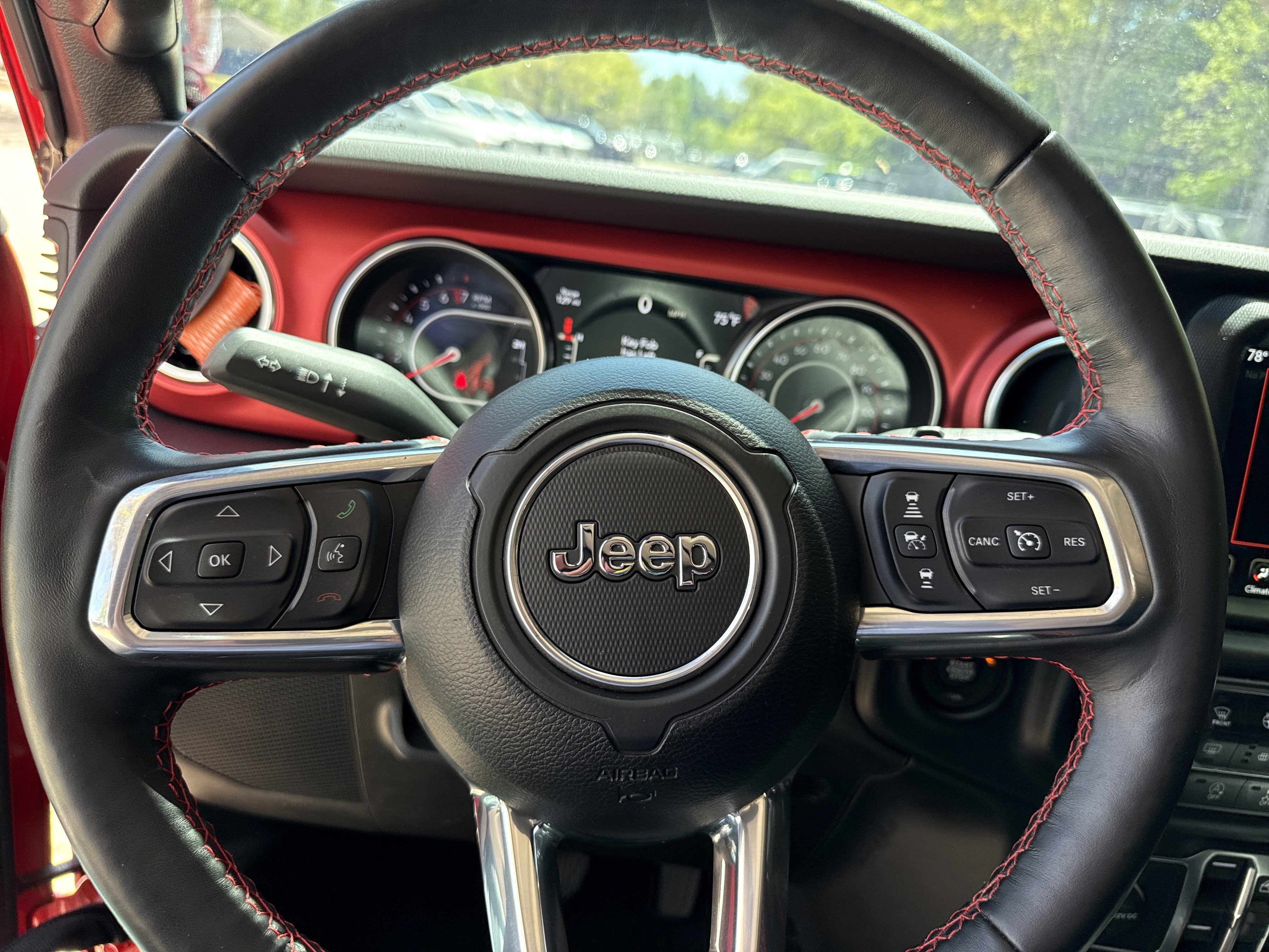 Used 2021 Jeep Wrangler Unlimited Rubicon image 23