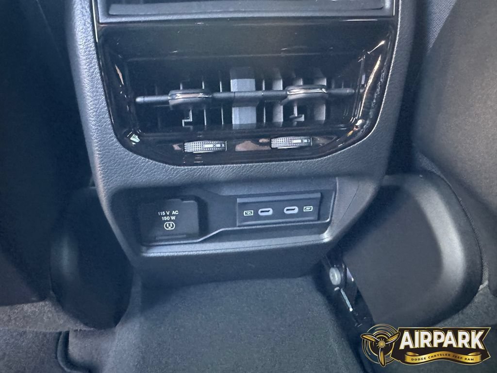 New 2026 Jeep Grand Cherokee Altitude RWD image 15