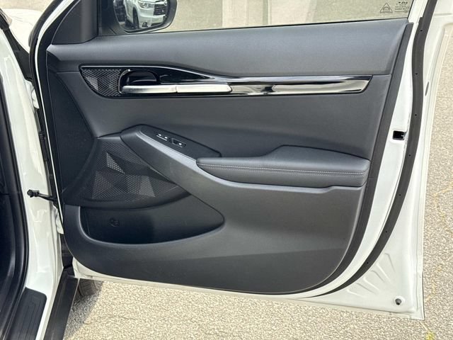 Used 2025 Kia Seltos S FWD image 8