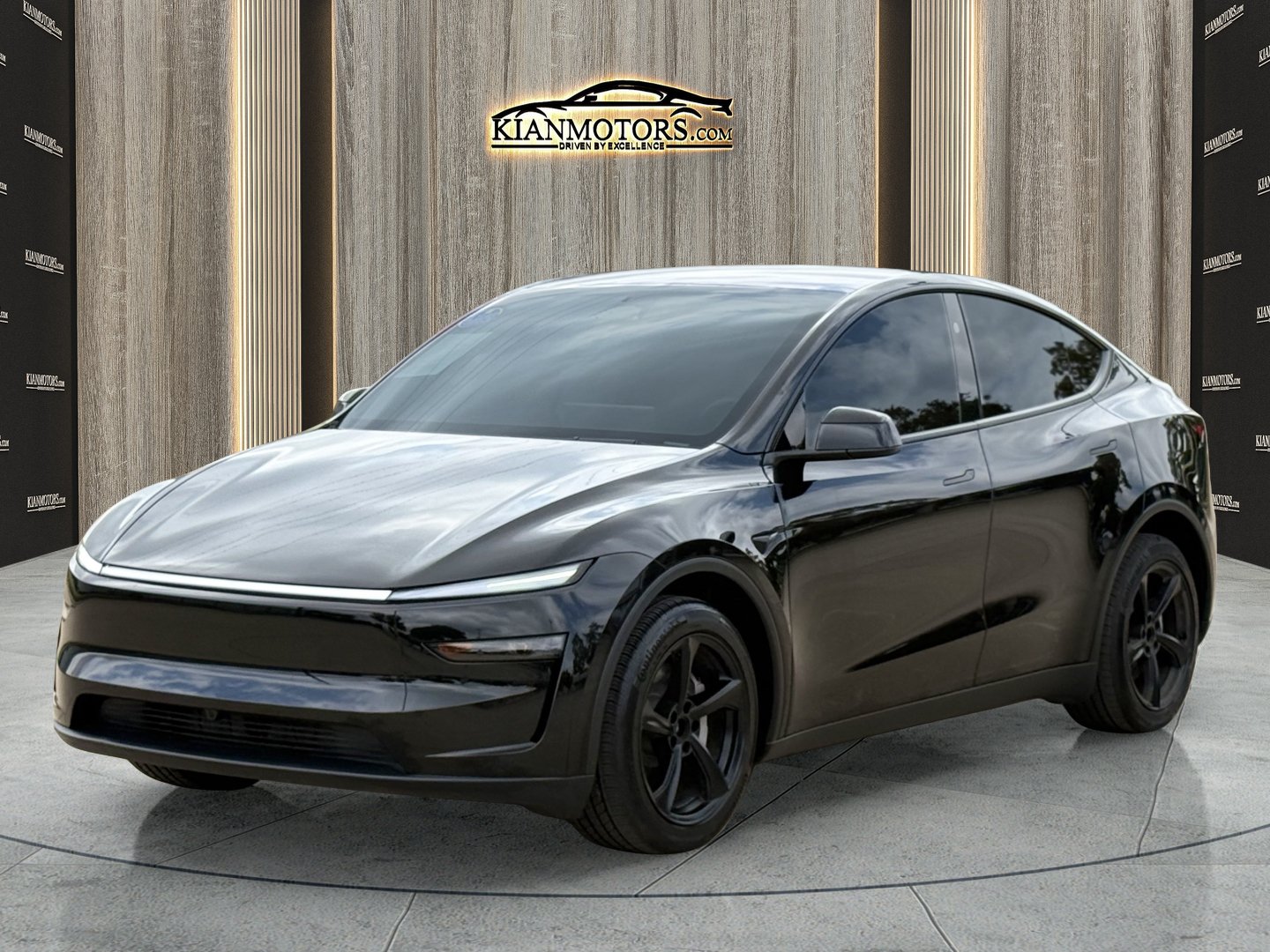 Used 2026 Tesla Model Y Long Range RWD image 3