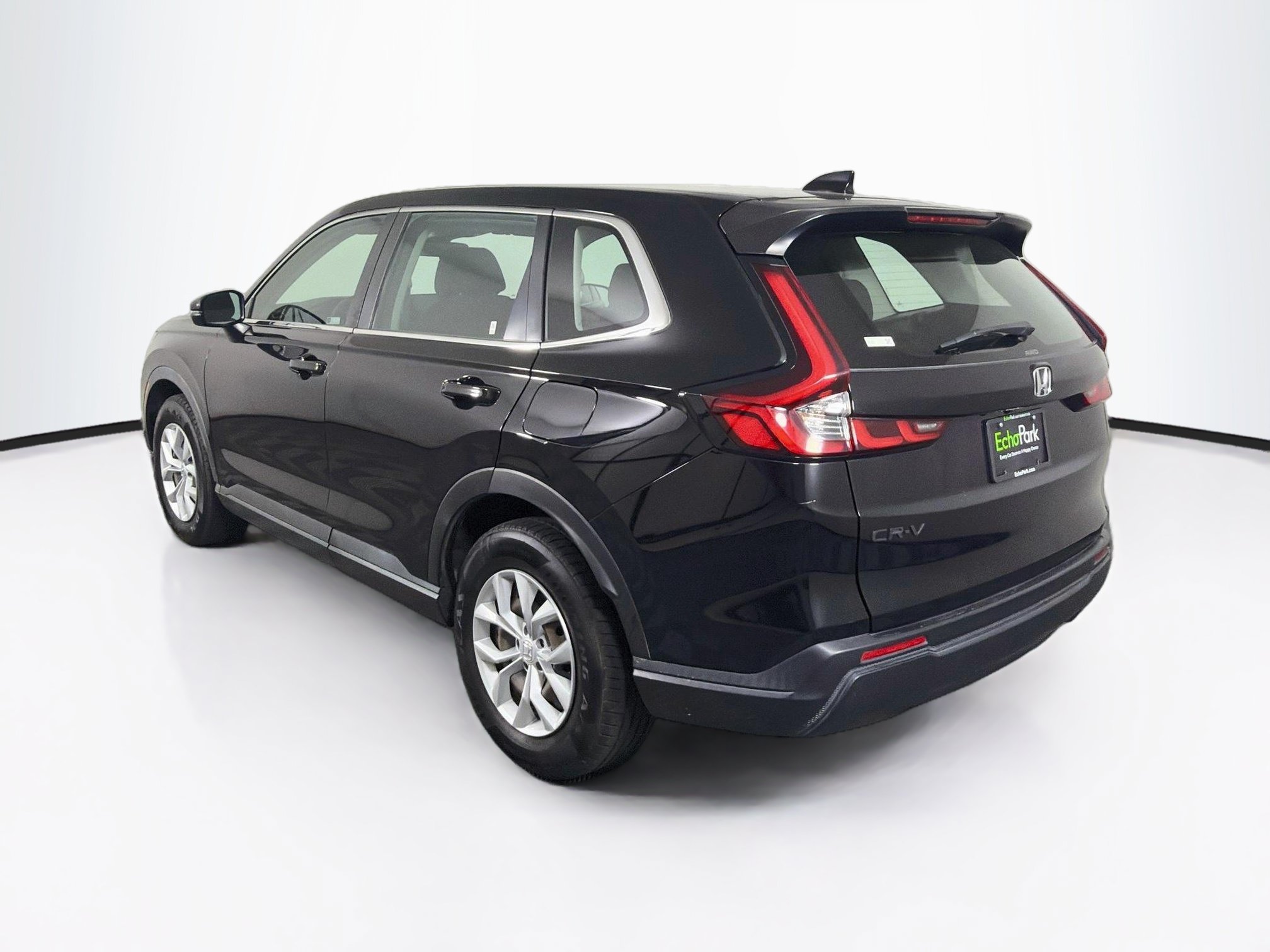 Used 2023 Honda CR-V LX image 5