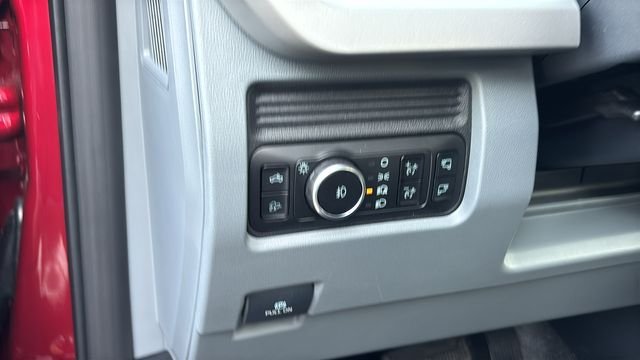 New 2027 Ford F250 XLT w/ XLT Premium Package AWD/4WD image 11