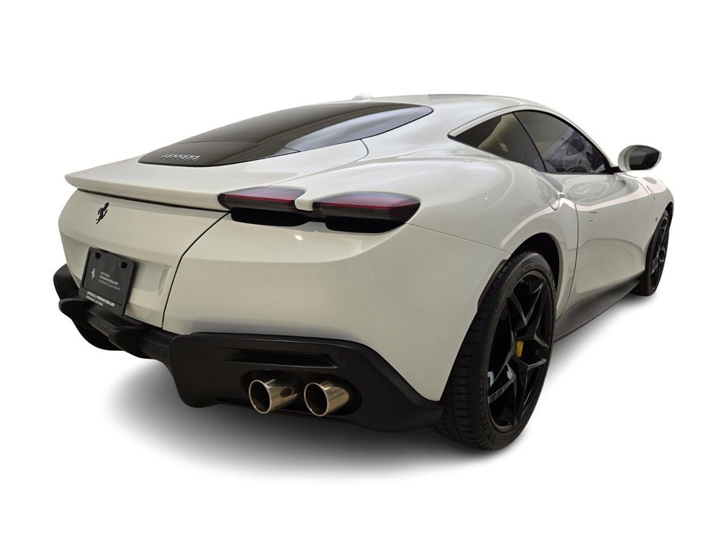 Used 2022 Ferrari Roma image 9