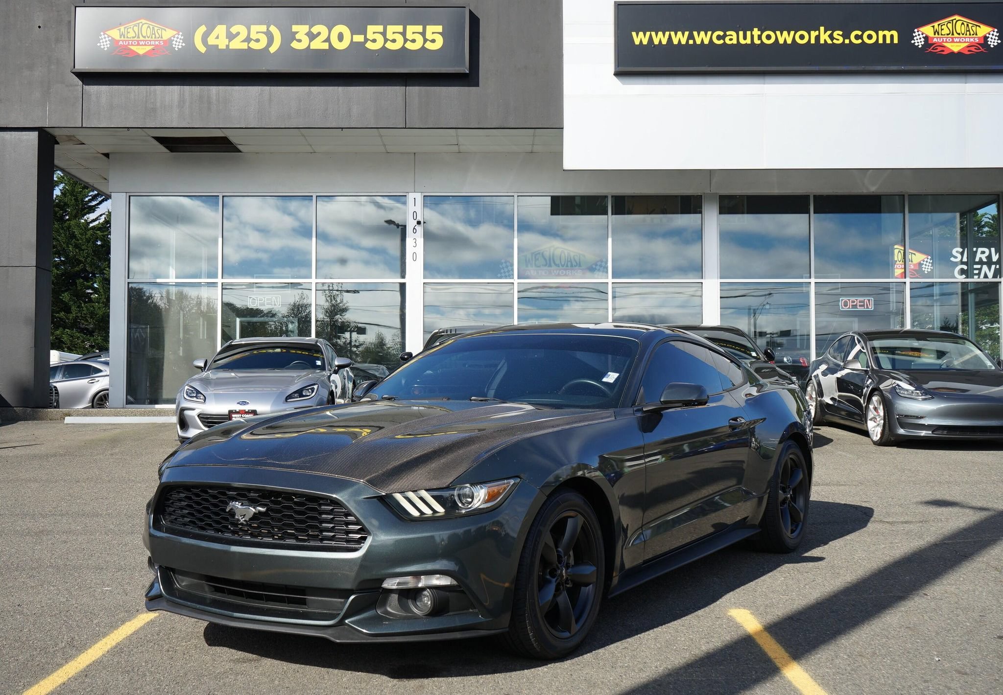Used 2015 Ford Mustang Coupe w/ Equipment Group 051A RWD image 1