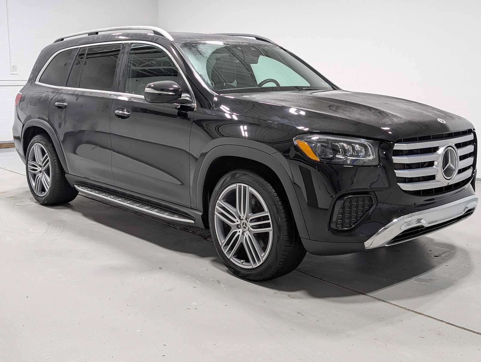 Certified 2024 Mercedes-Benz GLS 450 4MATIC image 6