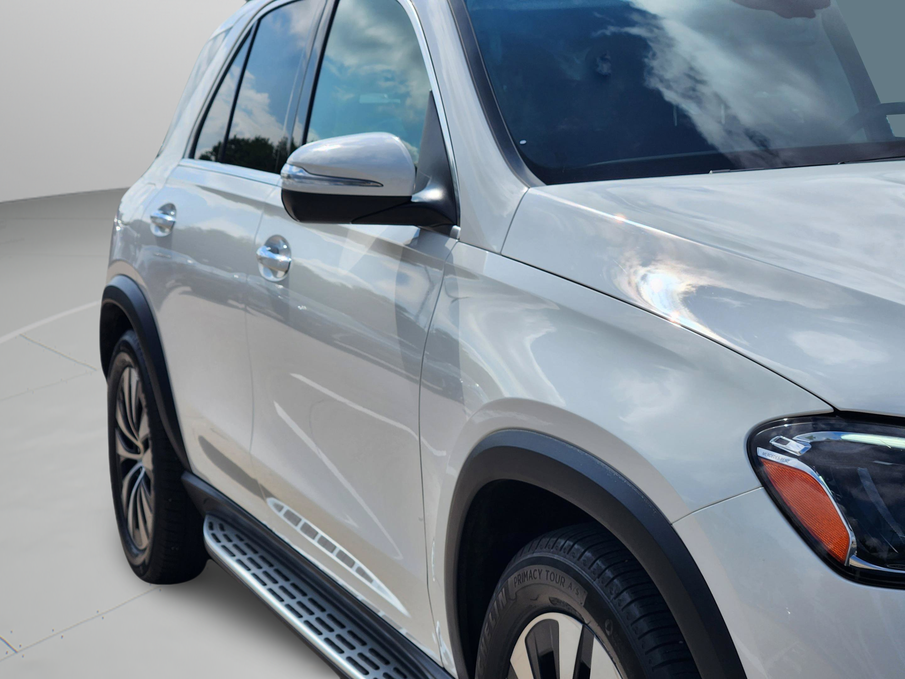 Used 2024 Mercedes-Benz GLE 350 4MATIC w/ Winter Package image 36