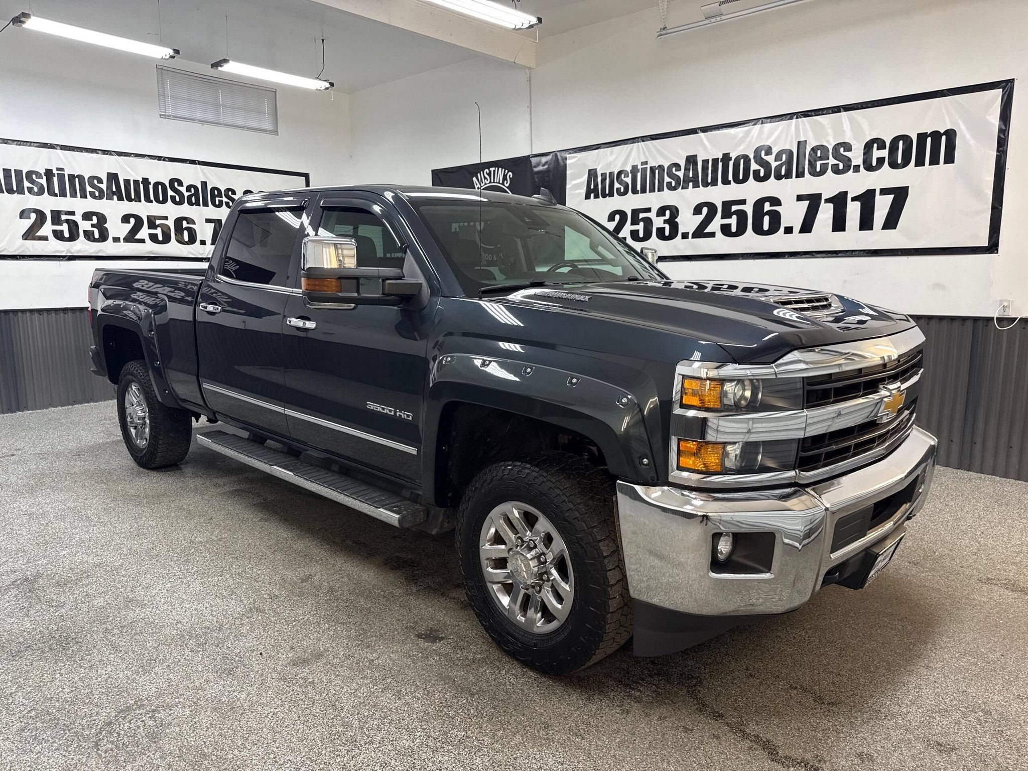 Used 2018 Chevrolet Silverado 3500 LTZ AWD/4WD image 1