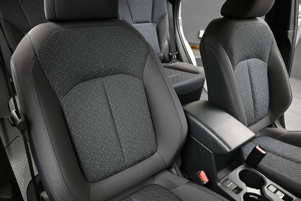 Certified 2025 Subaru Forester Premium AWD/4WD image 14