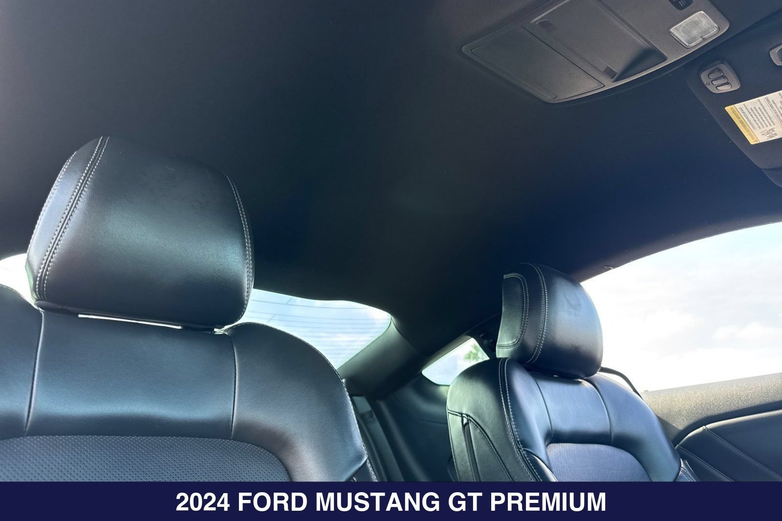 Used 2024 Ford Mustang GT Premium RWD image 17