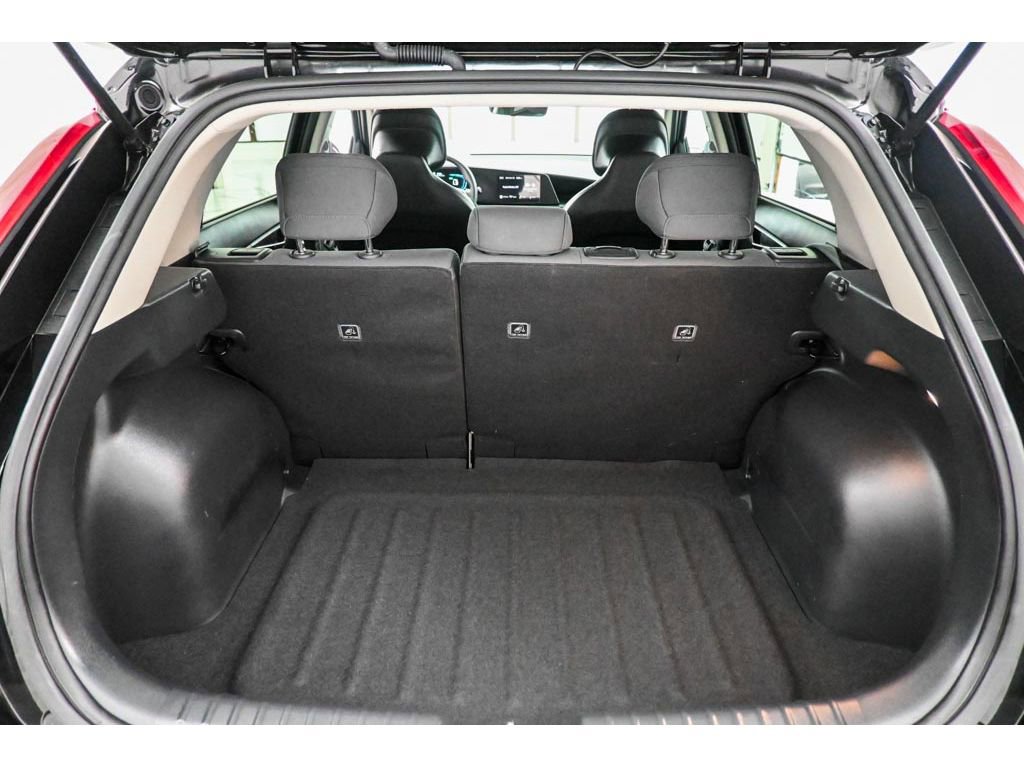 Used 2025 Kia Niro LX FWD image 30