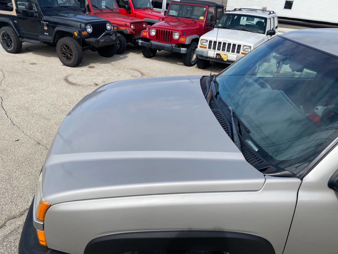 Used 2004 Chevrolet Silverado 1500 W/T image 43