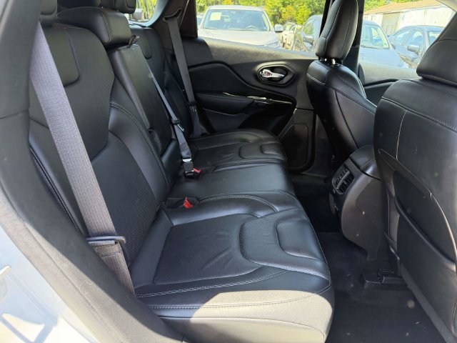 Used 2023 Jeep Cherokee Altitude Lux w/ Lux Elite Package AWD/4WD image 12